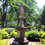 Queen Victoria statue at Jeevanjee Gardens